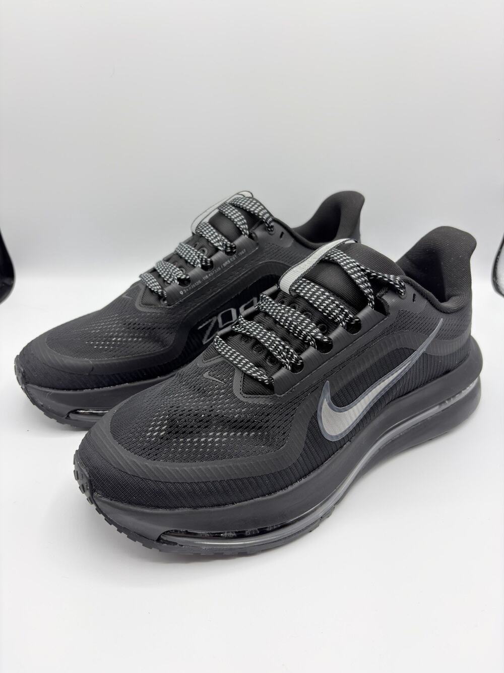 Nike Pegasus Premium Black Metallic Silver Men’s 9.5 Running Shoes HQ2592-005